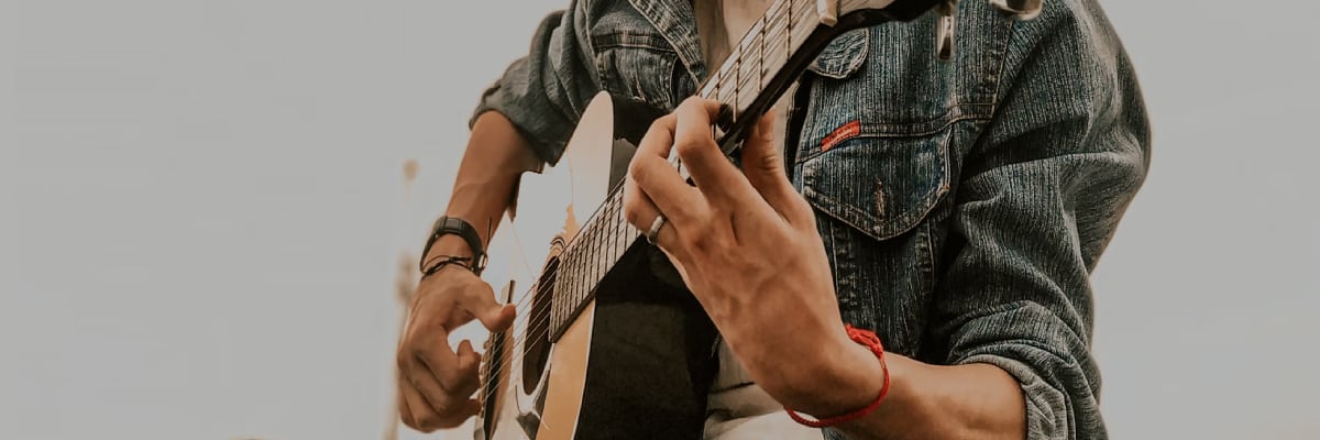 Guitar Lessons Header Image